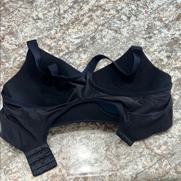 Avia Black Underwire Bra with Seamless Molded Cups - Picture 3 of 5